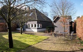 Aan Het Dijksteegje Logies - B&B